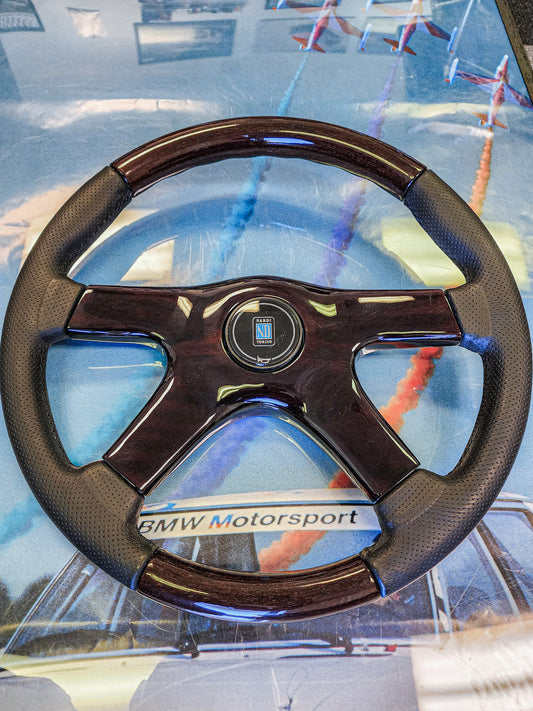 Nardi gara 4 steering wheel like new dark wood